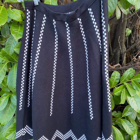 Nieman Marcus Knit Skirt - Picture 6 of 7